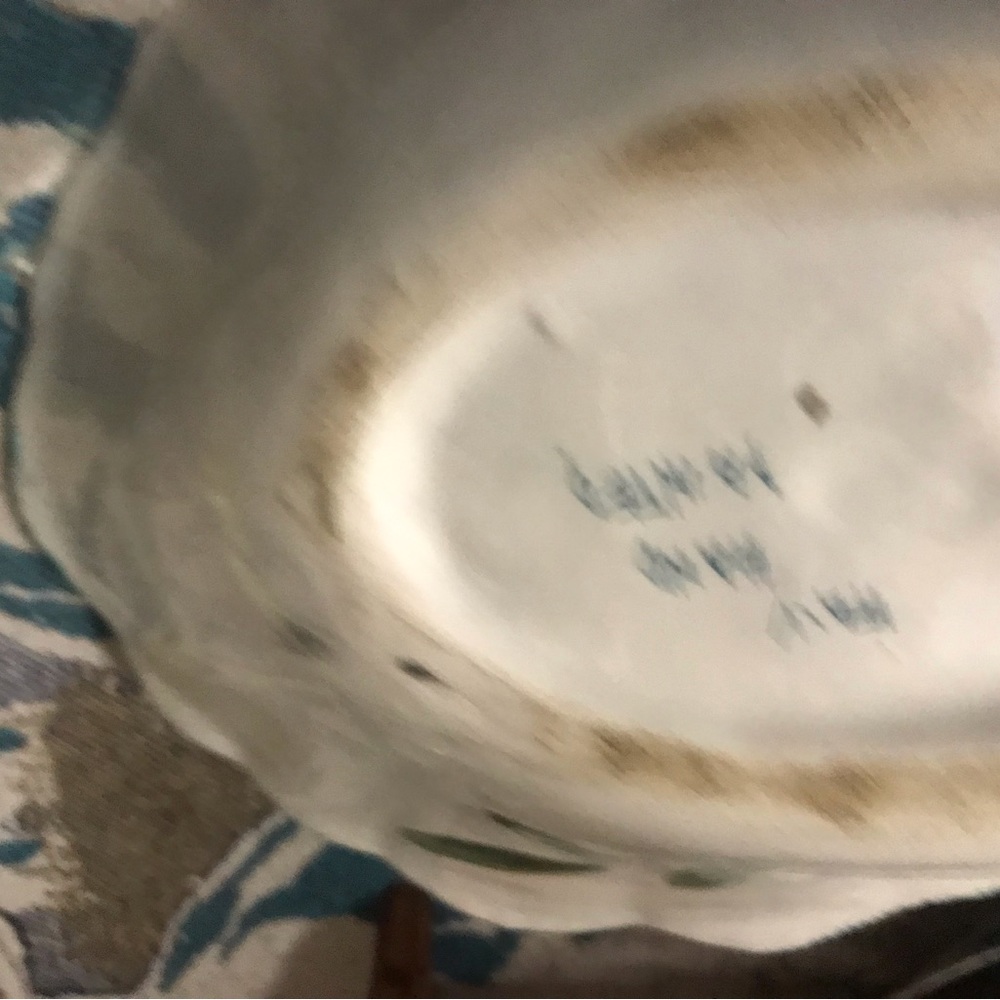 Hand painted dish - Picture 8 of 15